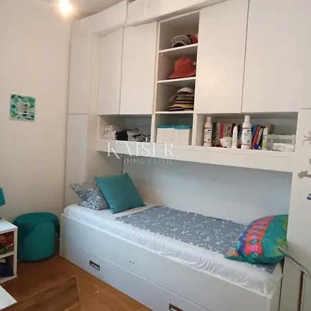 Garden Terrace Apartman Njivice