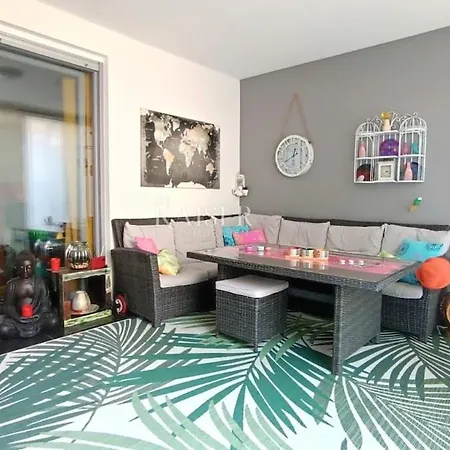 Garden Terrace Apartment