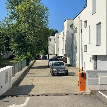 Garden Terrace Apartman *