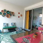 Garden Terrace Apartment *